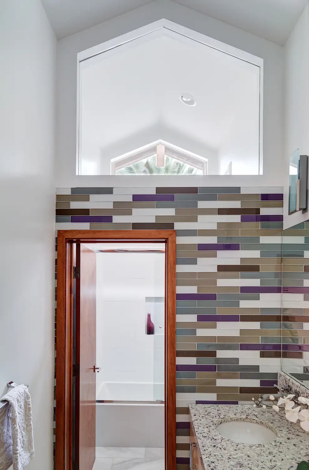 Thunderbird Residence by Valeria Mesples Architecture